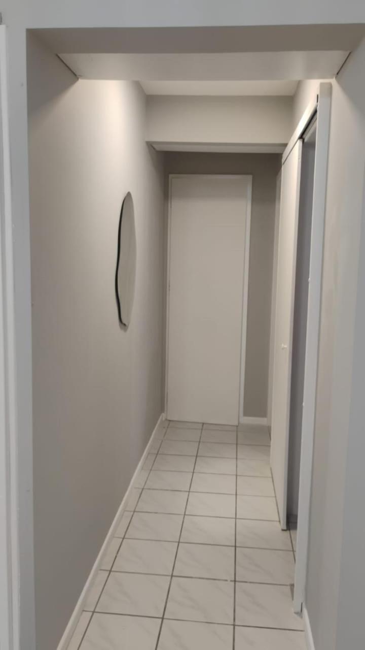 Apartment Apto Reformado, Proximo A Areia Da De Bc , Roda Gigante E Brava - *